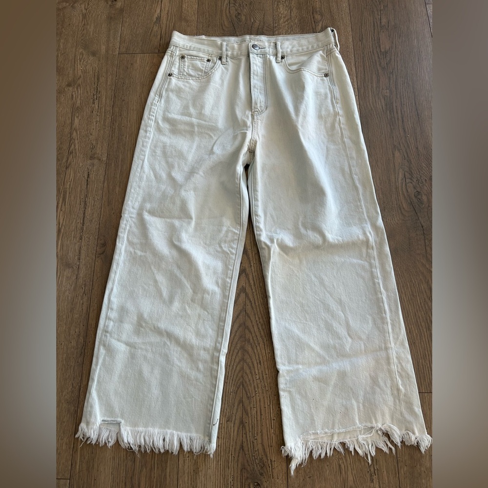 American Eagle Light Denim Cropped Jeans